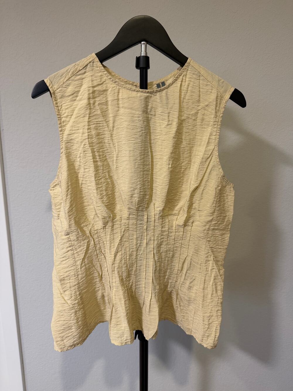 Anthropologie Butter Yellow Pintuck Peplum Blouse Medium Sleeveless Top
